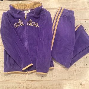 2/$20 Adidas tracksuit size 4T